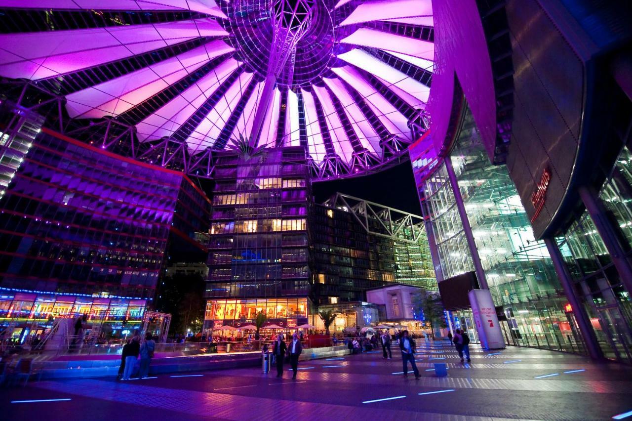 Im Sony Center Am Potsdamer Platz * Berlijn